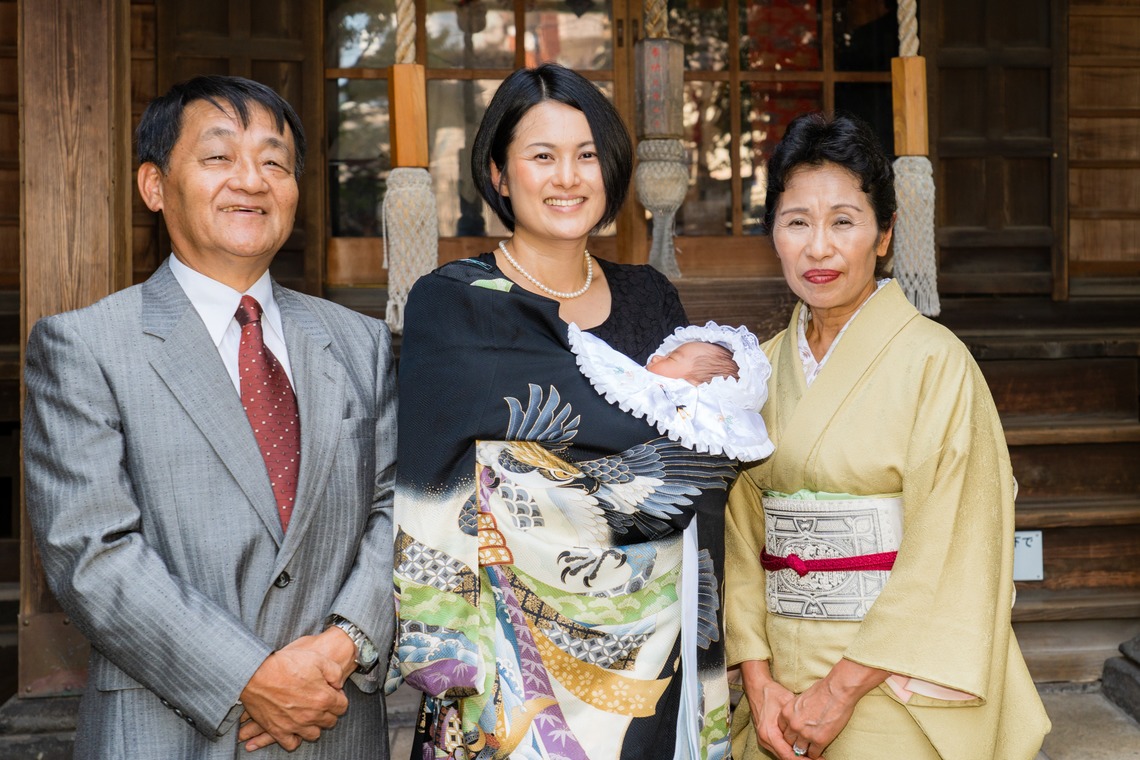 ヨッシ～が出張撮影した家族写真(キッズ,ベビーフォト)などが写った「お宮参り」の家族写真