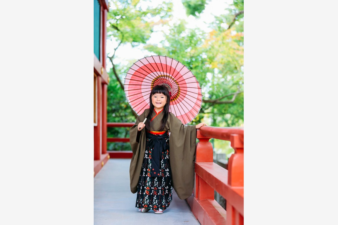 出張撮影HUG TIMEが撮影した「七五三お詣り撮影〜多摩浅間神社〜」の写真