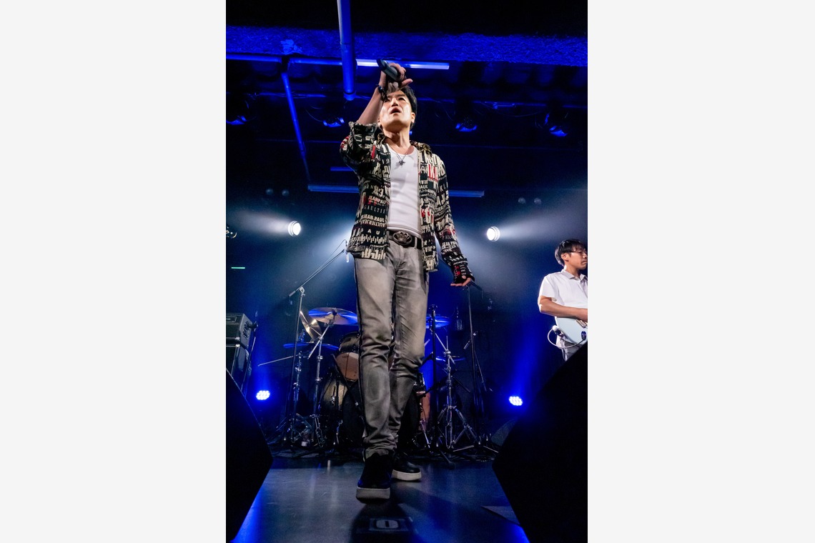 原野 英樹が撮影した「ロックバンドのライブハウス撮影 No.1」の写真