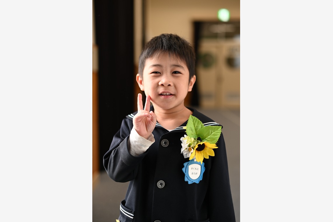写真屋ごんちゃんが出張撮影した家族写真(キッズ,ベビーフォト)などが写った「学校」の家族写真
