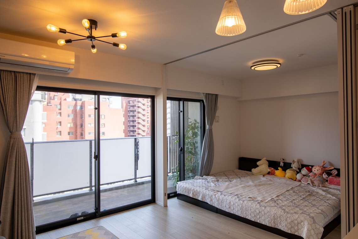 岩坪眞一郎が撮影した写真のアルバム「建築、店舗HP用撮影」