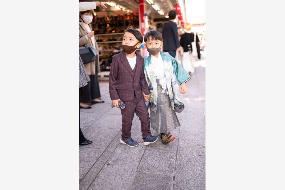 Takushi Yamamoto Photo Officeが出張撮影した家族写真(キッズ,ベビーフォト)などが写った「ポートレート」の家族写真