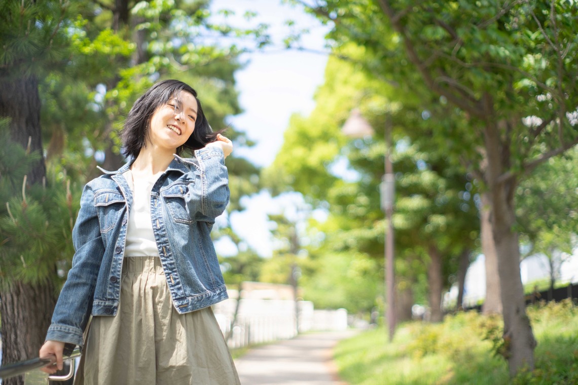 汐音が撮影した「春の公園でプロフィール写真」の写真