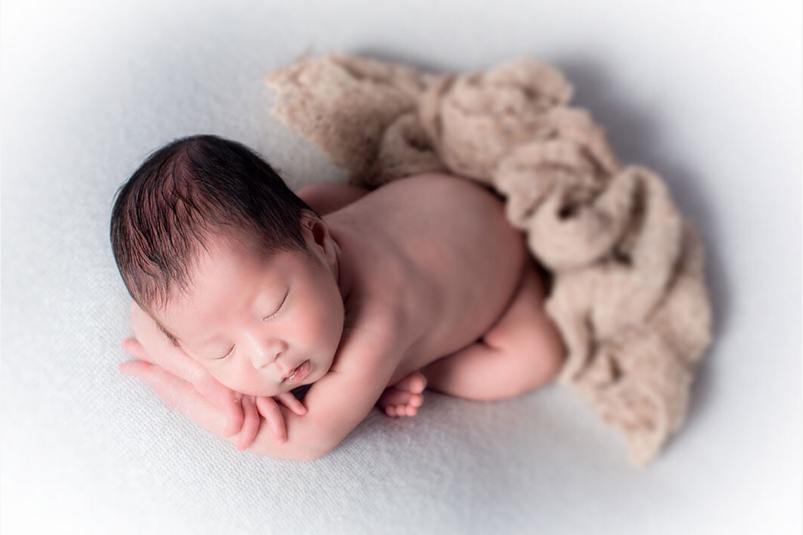 AXiS Photo Servise 藤井靖史が撮影した「ニューボーンフォト」の写真