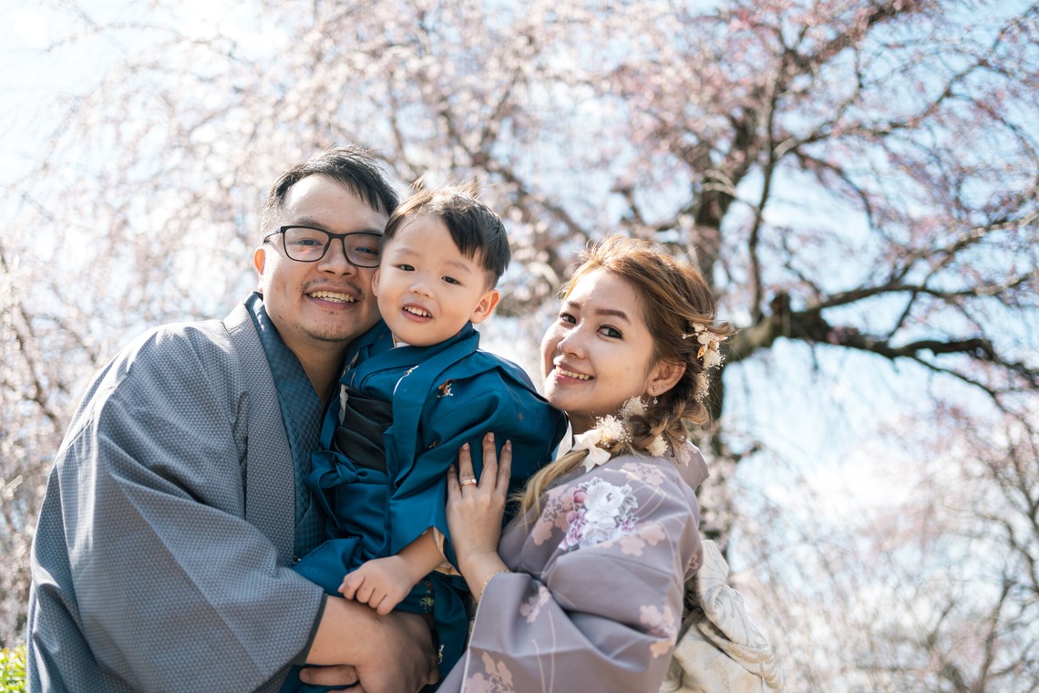 櫻井一平が出張撮影した家族写真(キッズ,ベビーフォト)などが写った「ファミリーフォト」の家族写真