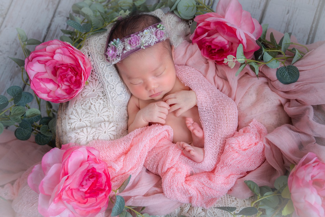 まんまるフォトが撮影したニューボーンフォトのアルバム「ニューボーンフォト」