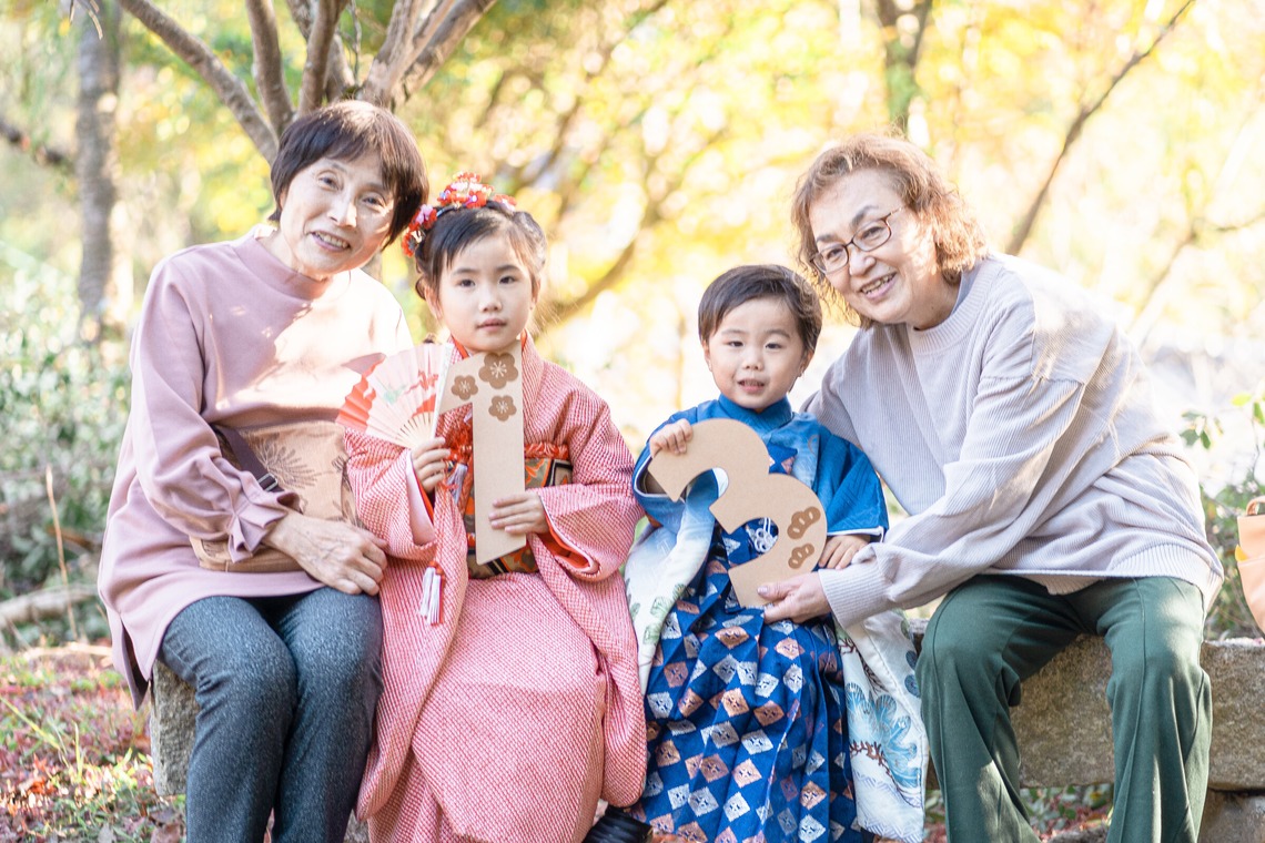 しるし寫眞館が撮影した「7歳3歳姉弟七五三」の写真