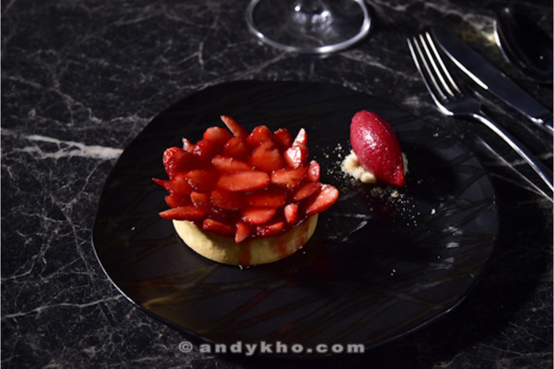 Andy Khoが撮影した写真のアルバム「サパークラブフードメニュー」