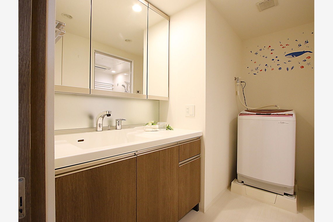 渡邉博海が撮影した写真のアルバム「不動産物件」