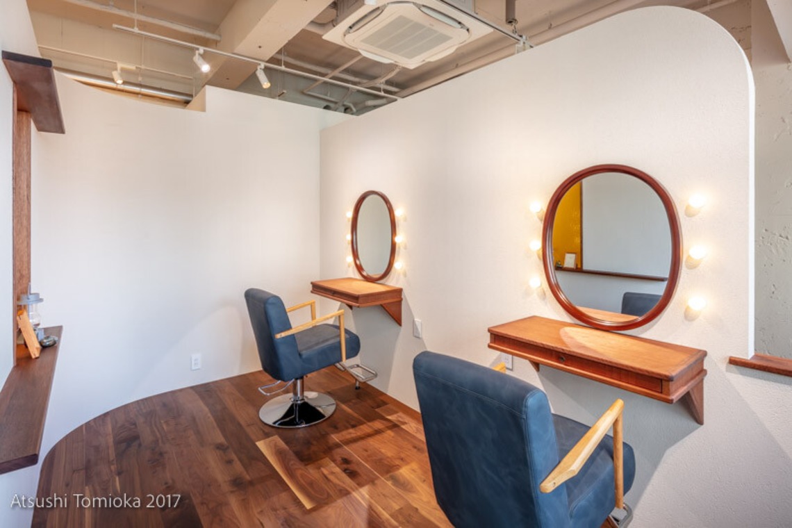 富岡敦が撮影した「ヘアサロン店舗撮影」の写真