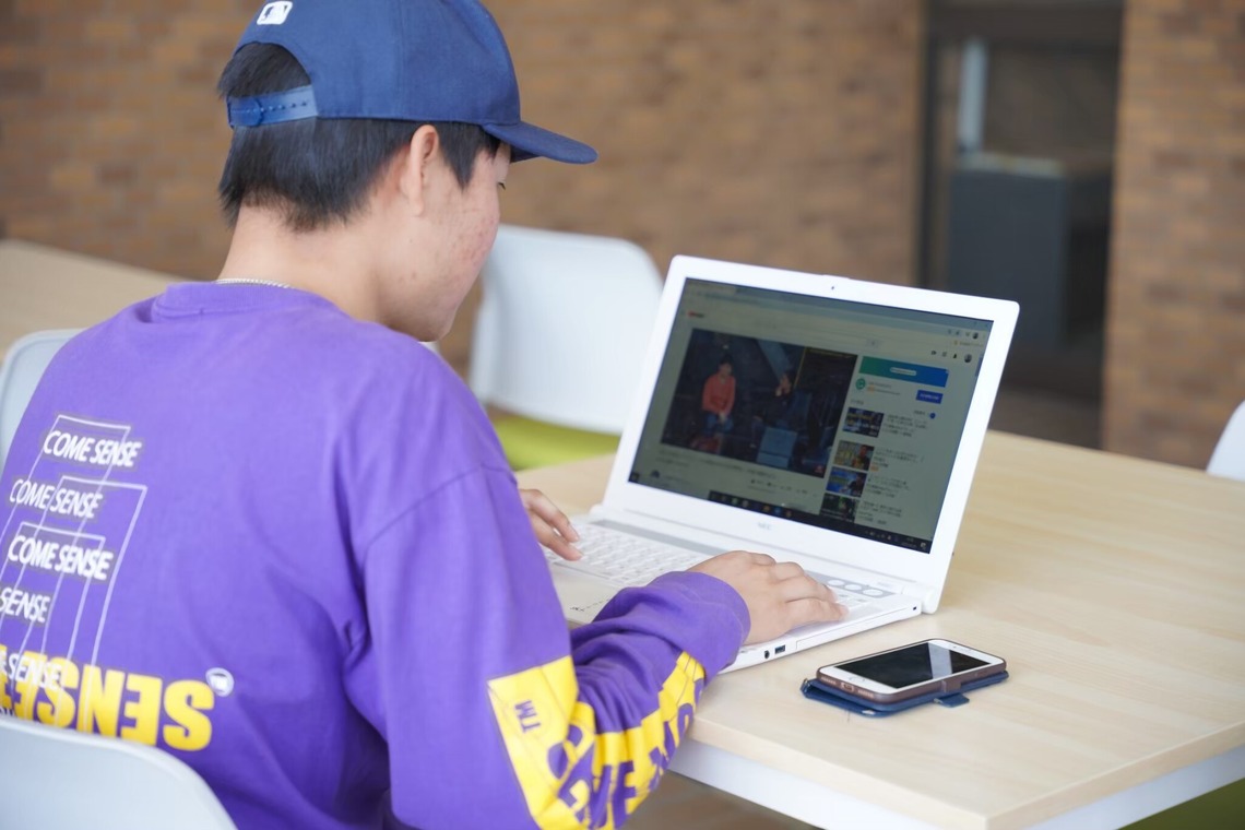 合同会社アルステクトが撮影した写真のアルバム「企業紹介用写真撮影」