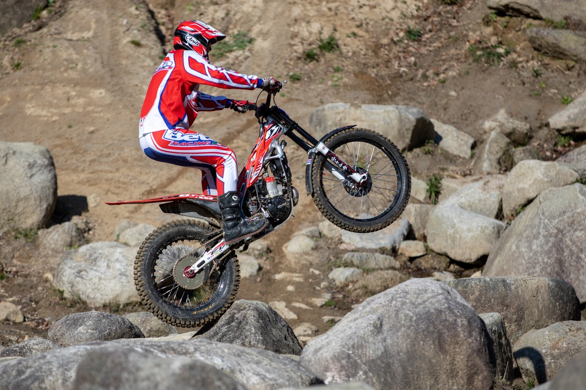 板橋薫平が撮影した「山崎選手プロモーション撮影」の写真