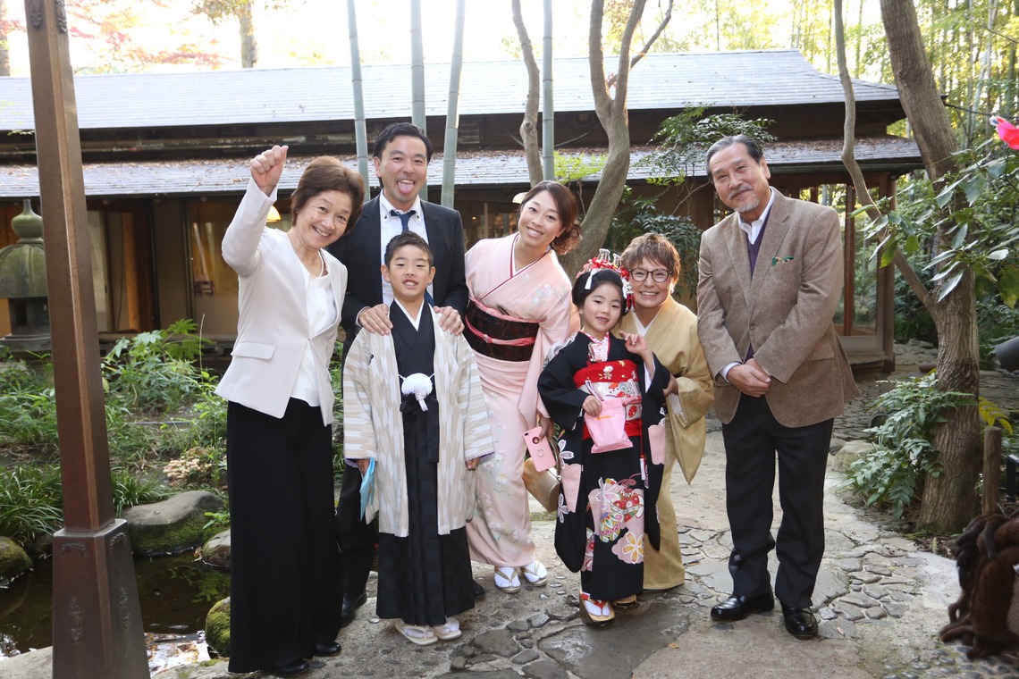 Kan Suzuki  photographyが出張撮影した家族写真(キッズ,ベビーフォト)などが写った「大国魂神社　七五三撮影」の家族写真