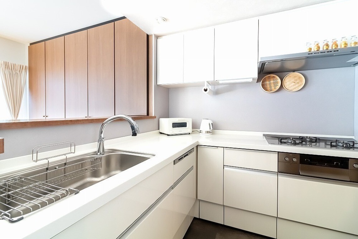 世登理恵が撮影した写真のアルバム「物件撮影」