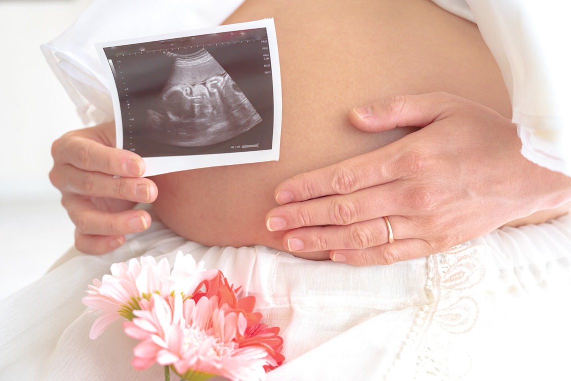 高木勇斗が撮影した「マタニティフォト」の写真