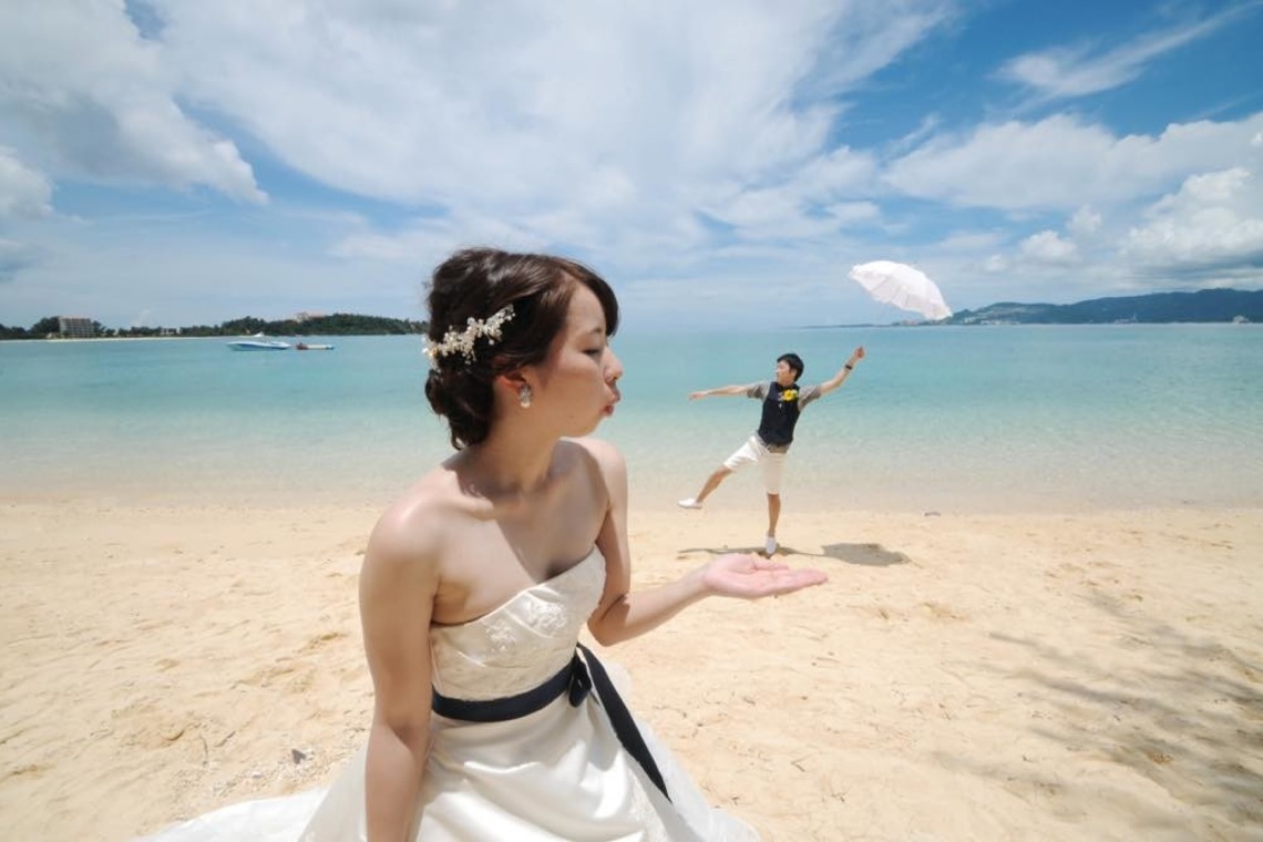 Photo of Beach Photo wedding taken by Avenir