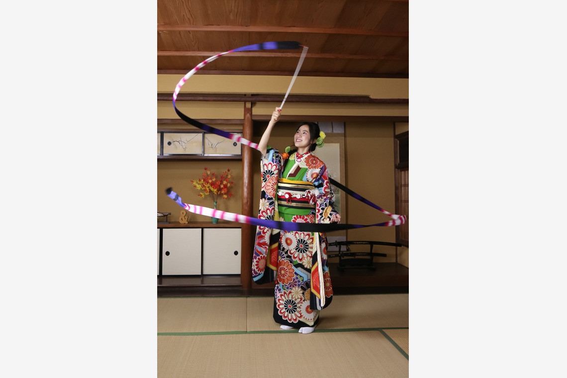 スマイルハンターが出張撮影した家族写真(キッズ,ベビーフォト)などが写った「成人式フォト」の家族写真