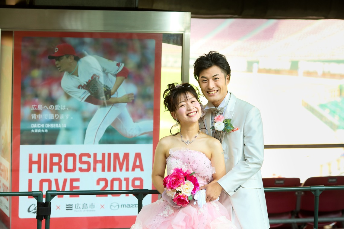 KIKIウェディングが撮影した写真のアルバム「カープ！カープ」