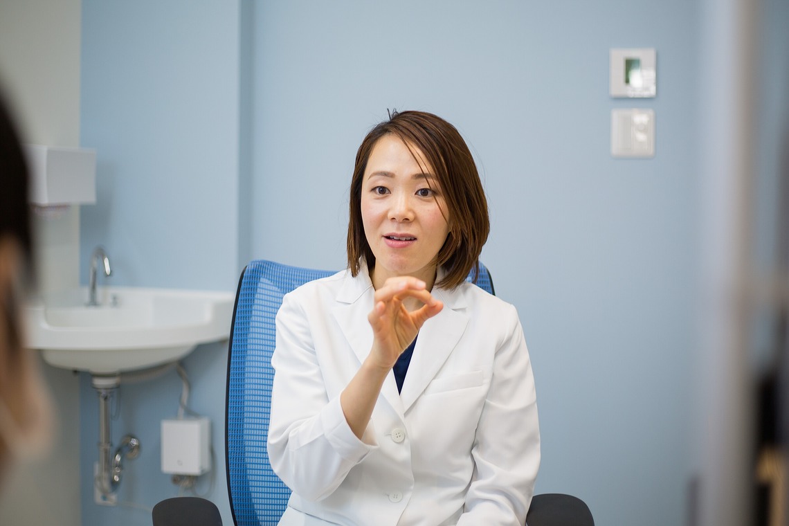 滋賀淳が撮影した「プロフィール、インタビュー」の写真