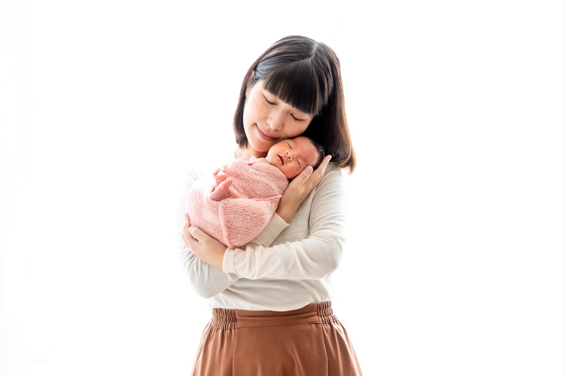 サキヤマ リエが撮影した写真のアルバム「ピンク系・オーロラ姫風・女の子のニューボーンフォト 」