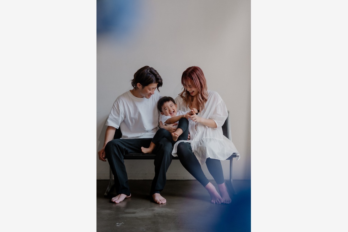 民辻亮介が撮影した写真のアルバム「ファミリーフォト」