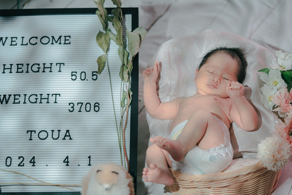 玉城　肇が撮影したニューボーンフォトのアルバム「ニューボーン撮影」