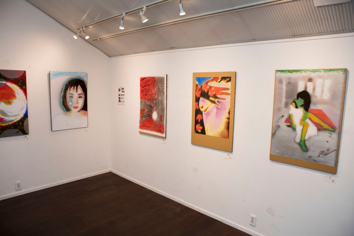 山岡龍矢が撮影した「ジャケット・グラビア等」の写真