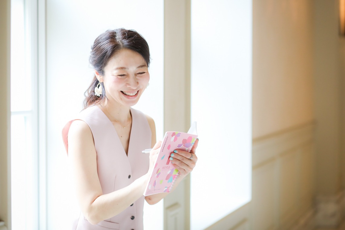 なかがわさとみが撮影した「女性起業家さんのプロフィール写真撮影」の写真