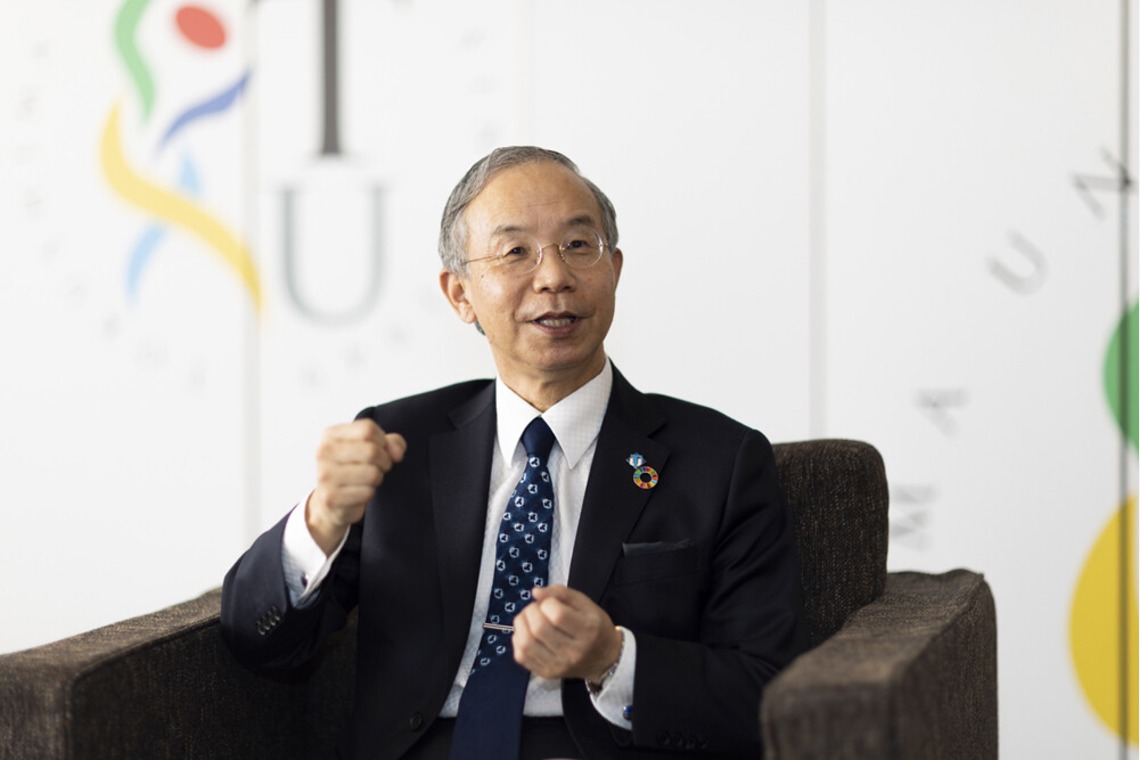 株式会社SANYO-CYP studioUPが撮影した写真のアルバム「学校・企業インタビュー」