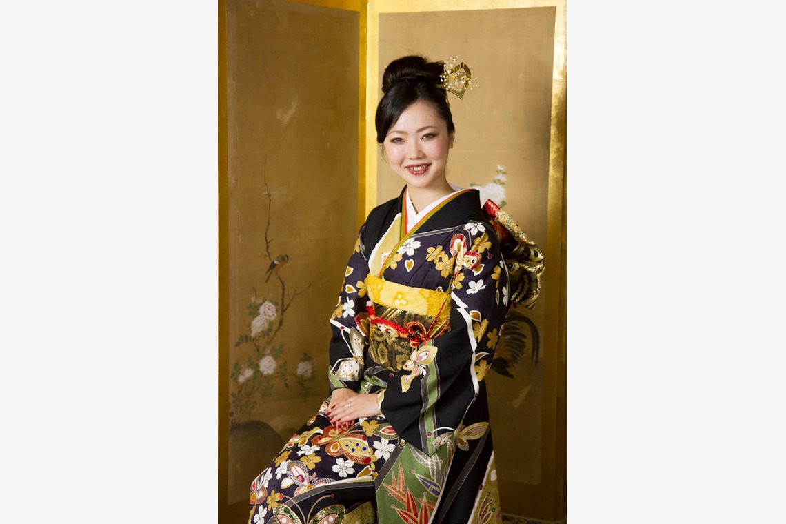 スマイルハンターが出張撮影した家族写真(キッズ,ベビーフォト)などが写った「成人式フォト」の家族写真