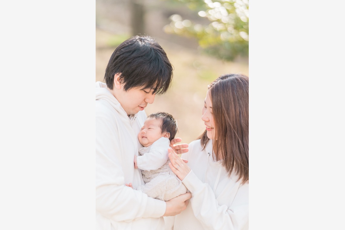 池田廉が撮影した旅行先の記念撮影のアルバム「公園にて」