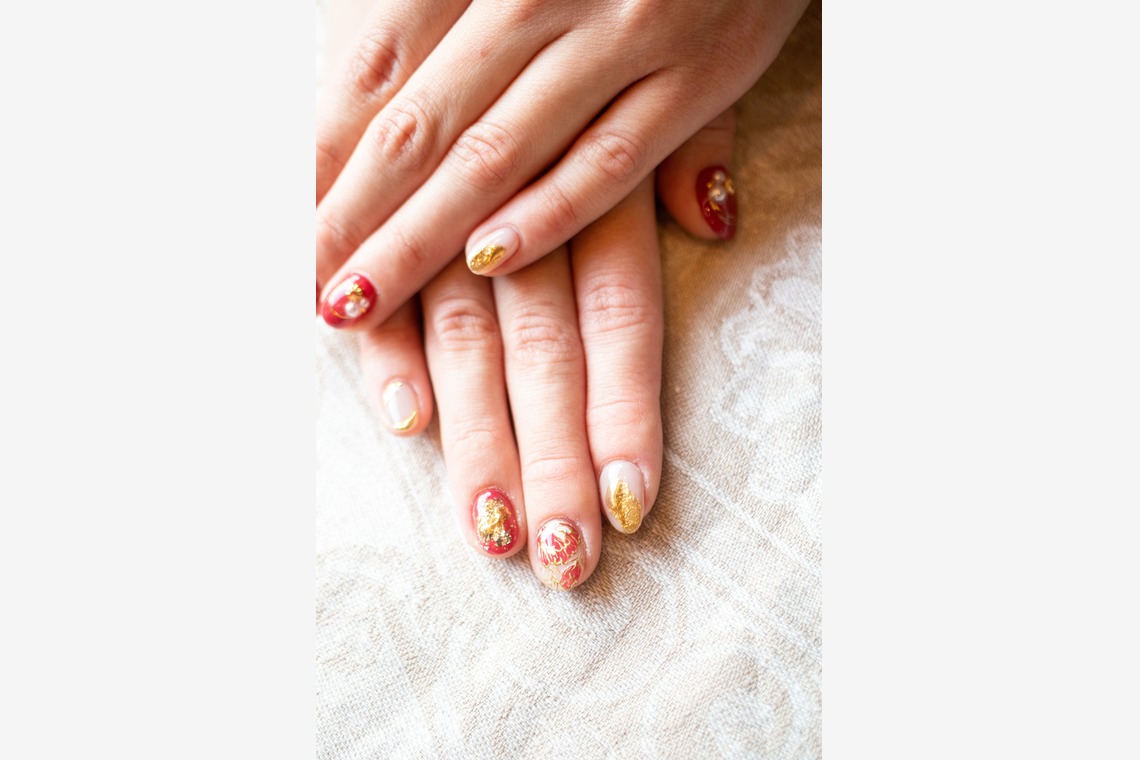 岩坪眞一郎が撮影した写真のアルバム「商品または作品」