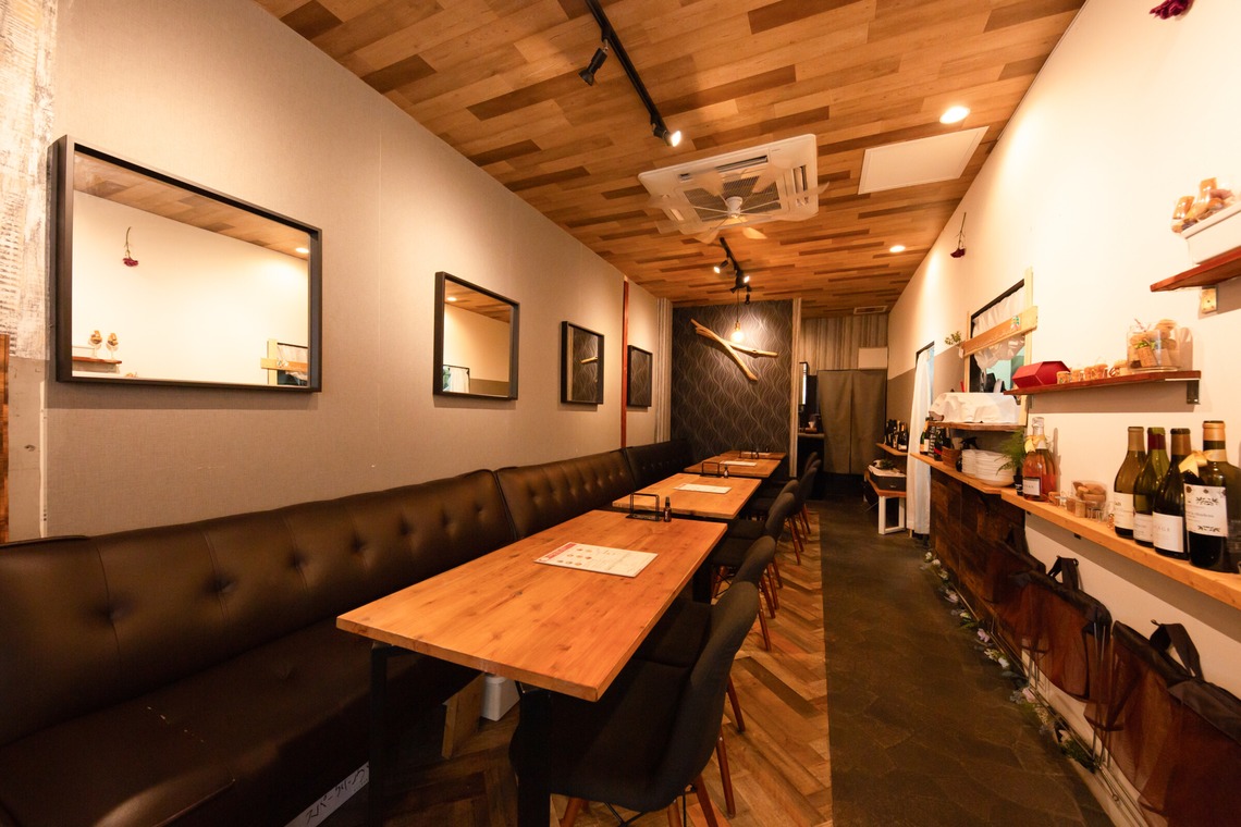 滋賀淳が撮影した「建築、店舗、竣工」の写真