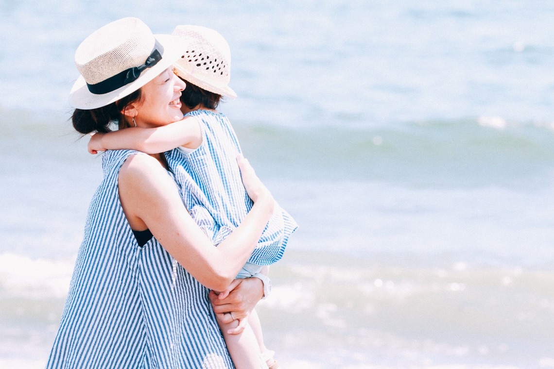 出張撮影HUG TIMEが撮影した「家族写真〜湘南の海にて〜」の写真