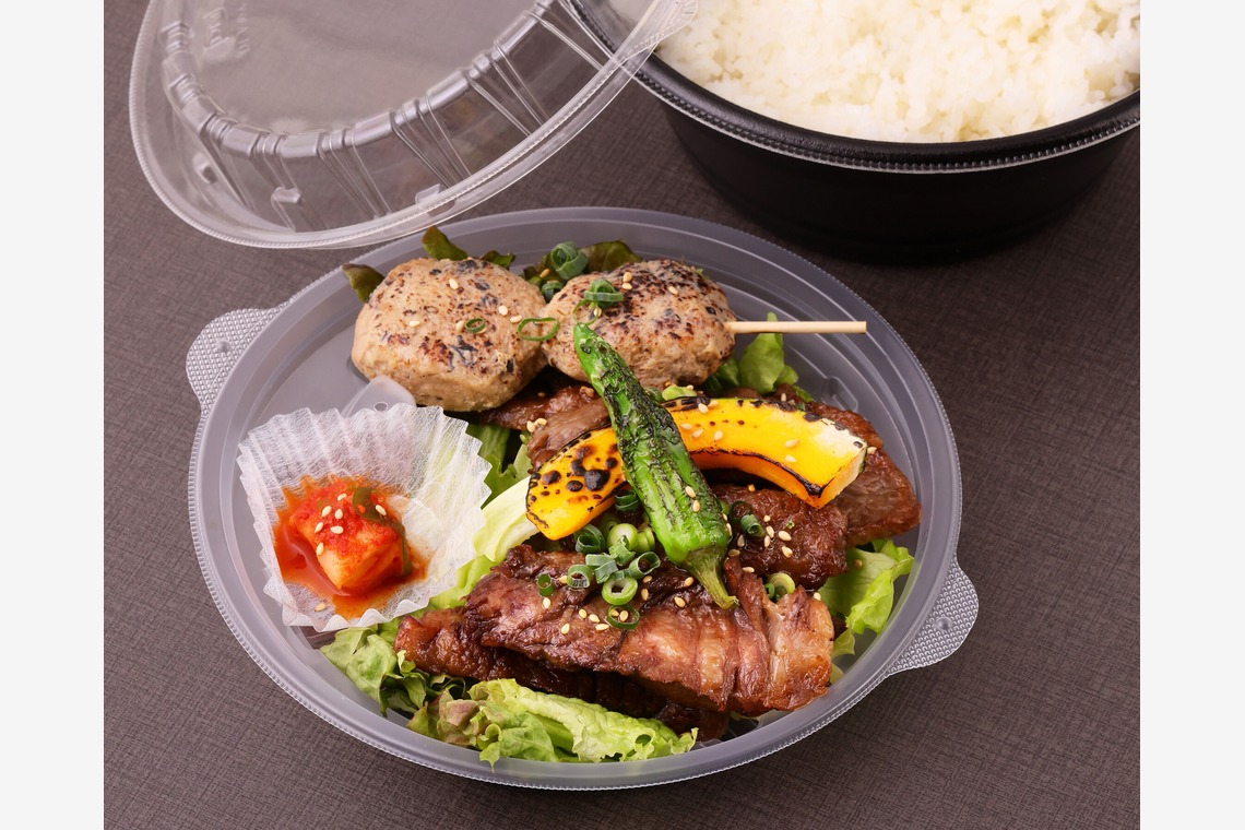 森安　照が撮影した写真のアルバム「焼肉・お弁当」