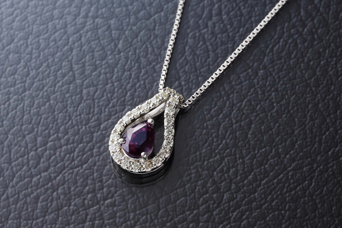 西原毅が撮影した「ジュエリーetc」の写真