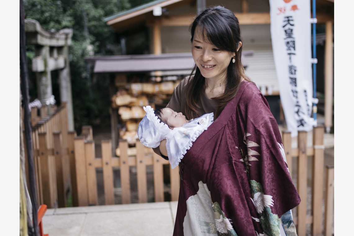 植村由理が撮影した前撮り/後撮り出張撮影のアルバム「お宮参り at 代々木八幡宮」