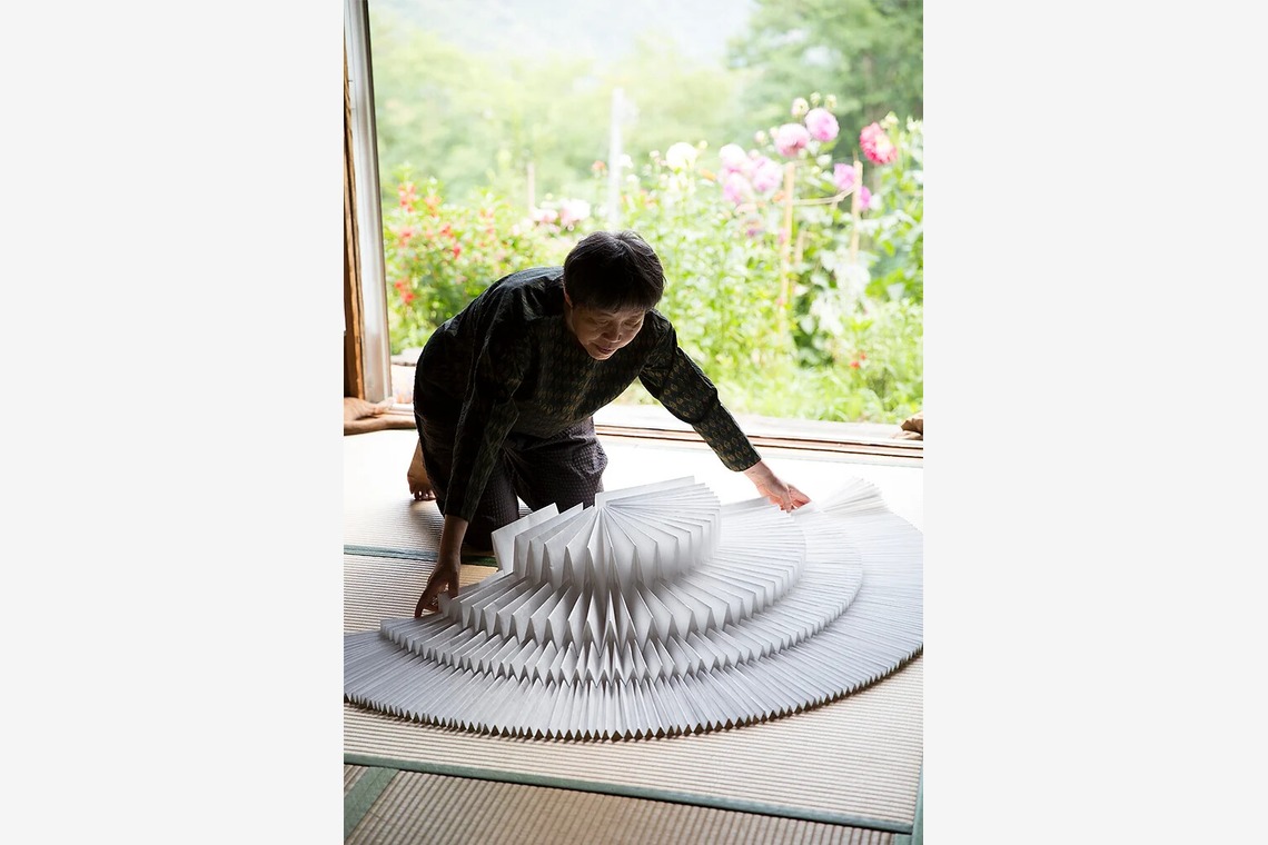 白井由香里写真事務所が撮影した写真のアルバム「取材」