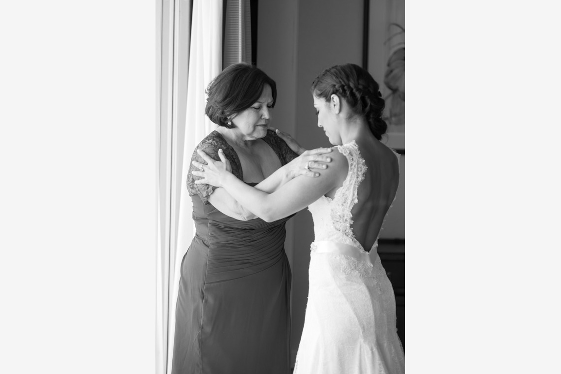 Album of the Wedding, Bridal taken by Unveiled Weddings - 