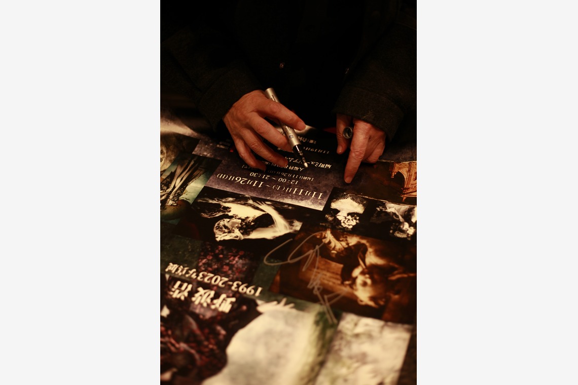 写真屋gonree　阿波根里恵が撮影した「野波浩 作品展 「ELEMENTS」」の写真