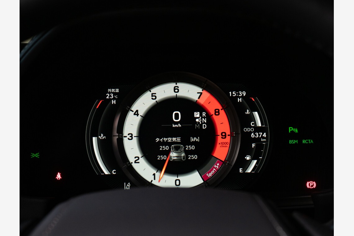 原野 英樹が撮影した「輸入車販売会社よりレクサス LC500をカーセンサーSDGE 掲載用写真を依頼いただきました」の写真