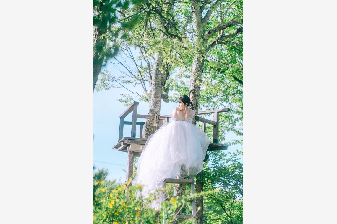 山下寿夢が撮影した写真のアルバム「ドレス」