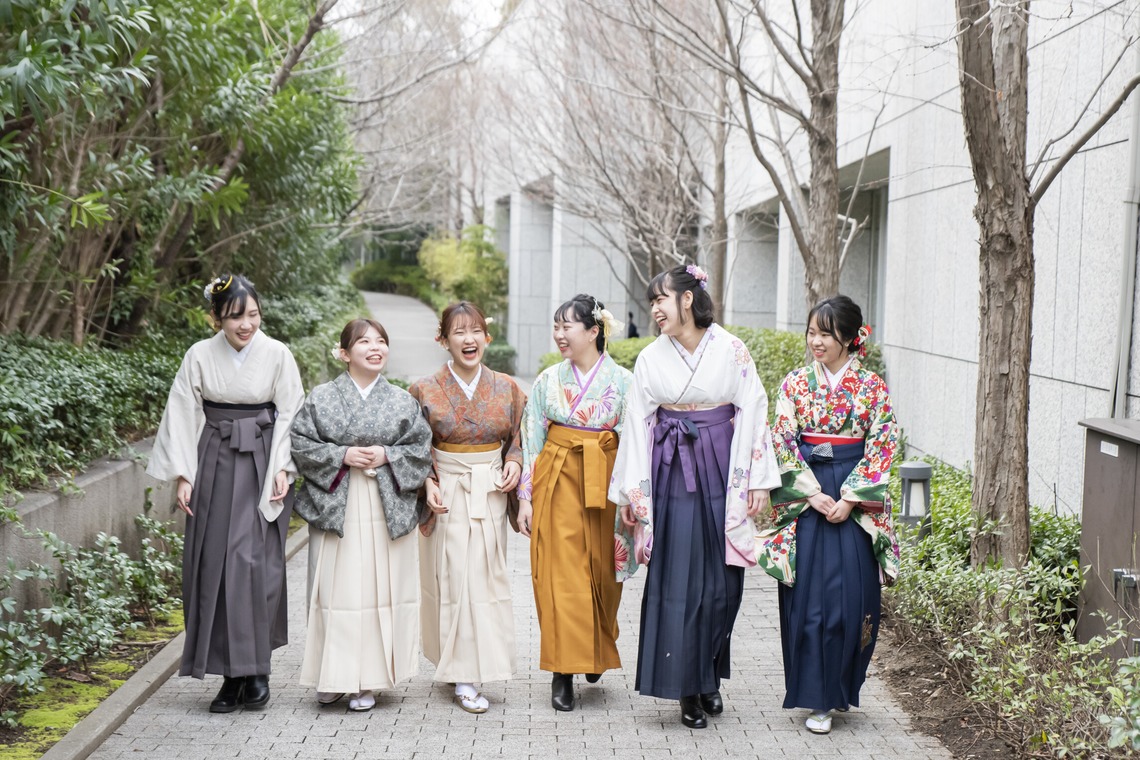 山下　剛が出張撮影した家族写真(キッズ,ベビーフォト)などが写った「卒業フォト」の家族写真