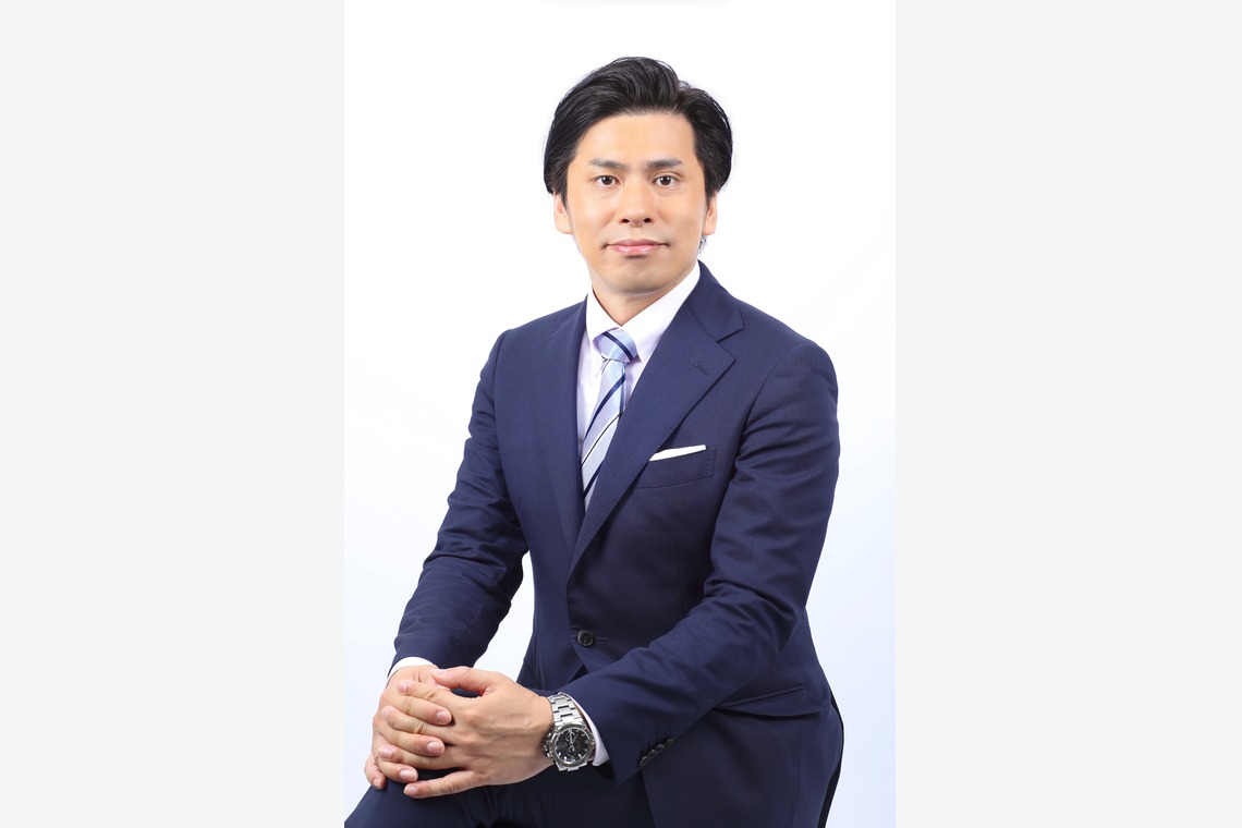 長谷部ナオキチが撮影した写真のアルバム「スタジオポートレート」