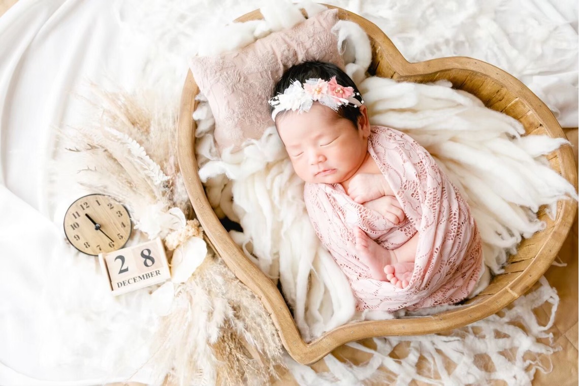 mina photographが撮影した写真のアルバム「ニューボーンフォト」