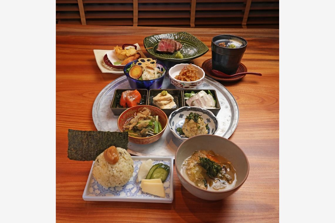 STARS -BRANDING AND DESIGN- (SNSマーケティングコンサル)が撮影した「飲食店　コース　御膳　料理　日本食　京都　古都」の写真