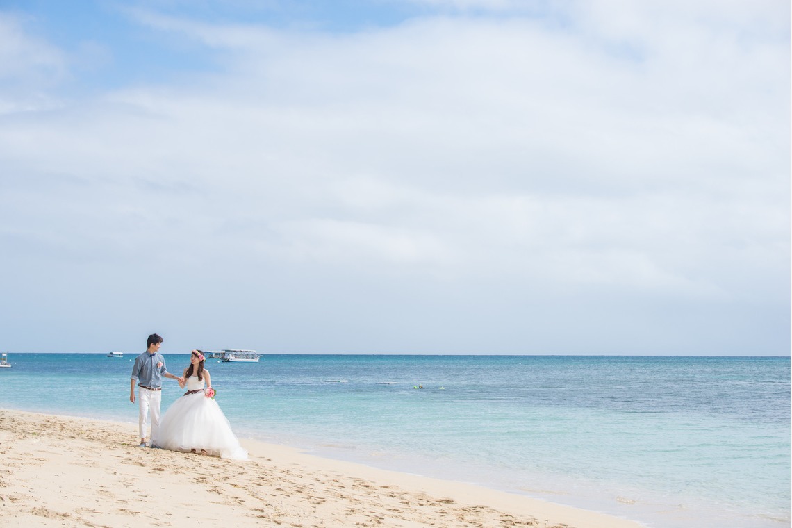 Album of the Location Photo Shoot taken by スマイルケアンズ - Beach wedding photos on Green Island in Cairns