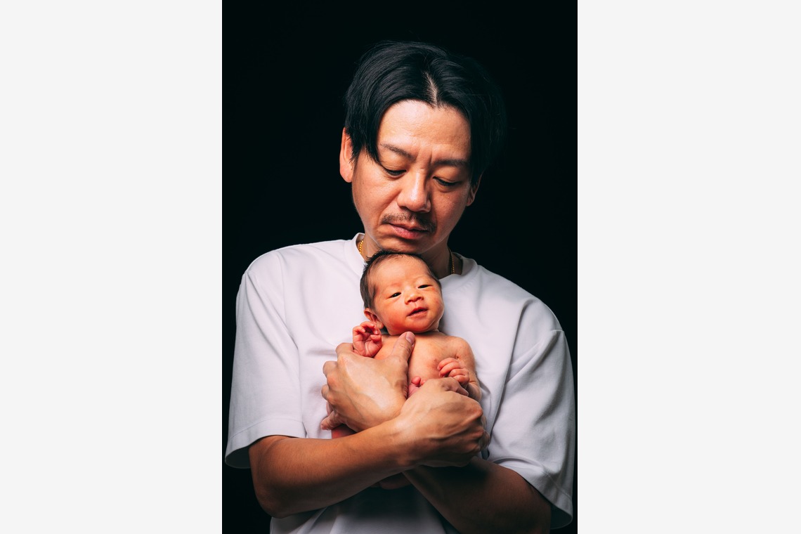 松井シンジが撮影した写真のアルバム「ニューボーンフォト」