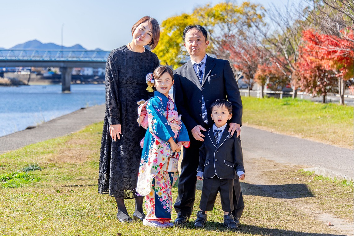 waka photoが出張撮影した家族写真(キッズ,ベビーフォト)などが写った「七五三撮影」の家族写真