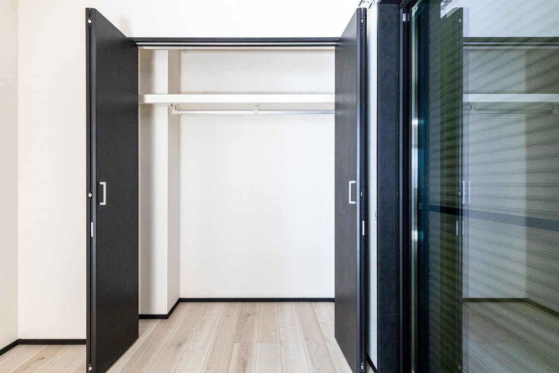 大森美紗生が撮影した写真のアルバム「新築アパート内観撮影」